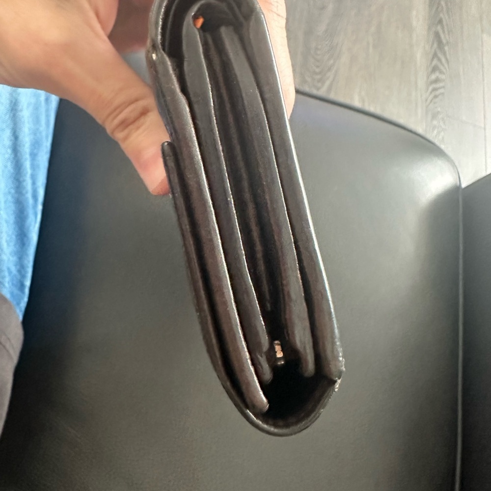 Gucci Wallet used